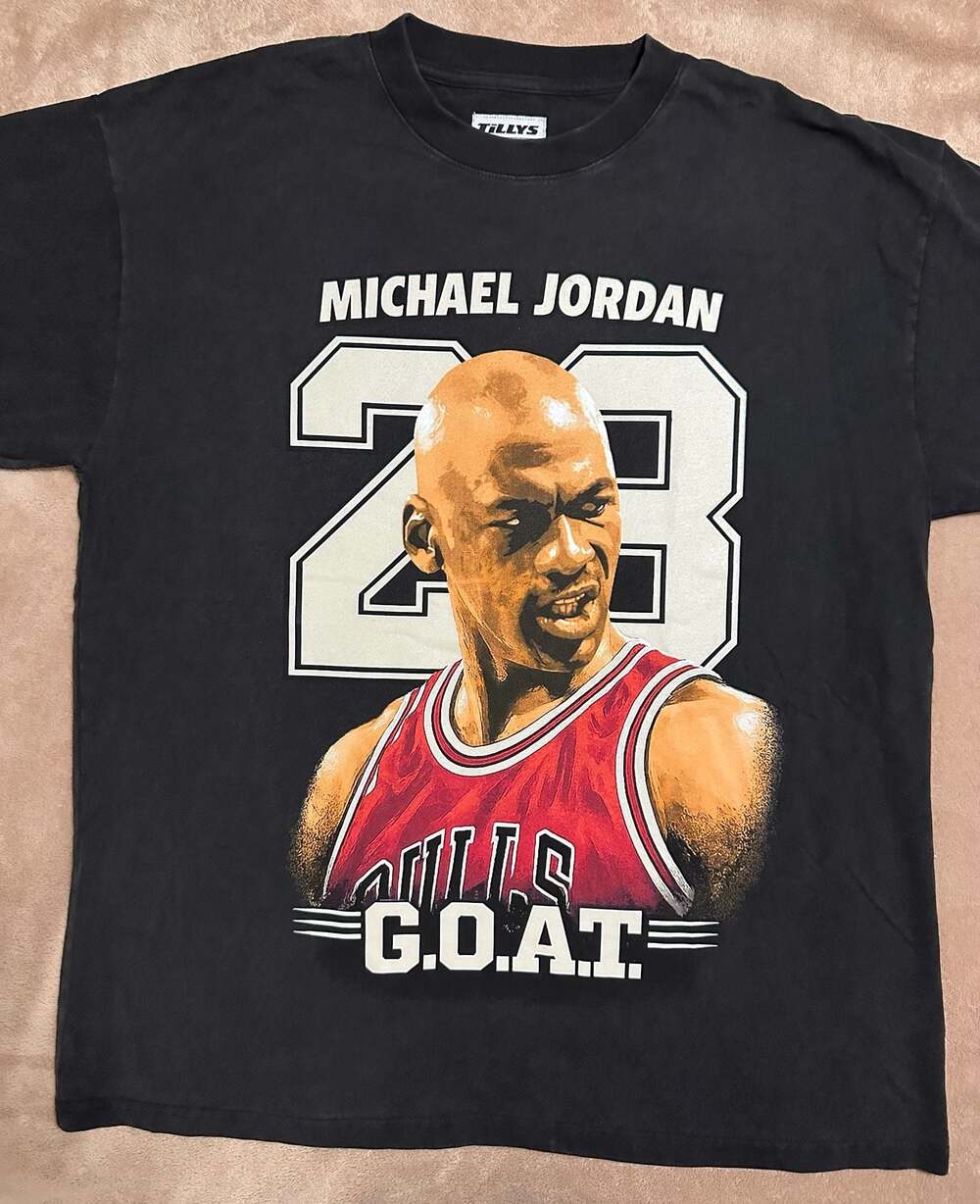 Tillys Michael Jordan 23 G.O.A.T. Graphic T-Shirt Size Large